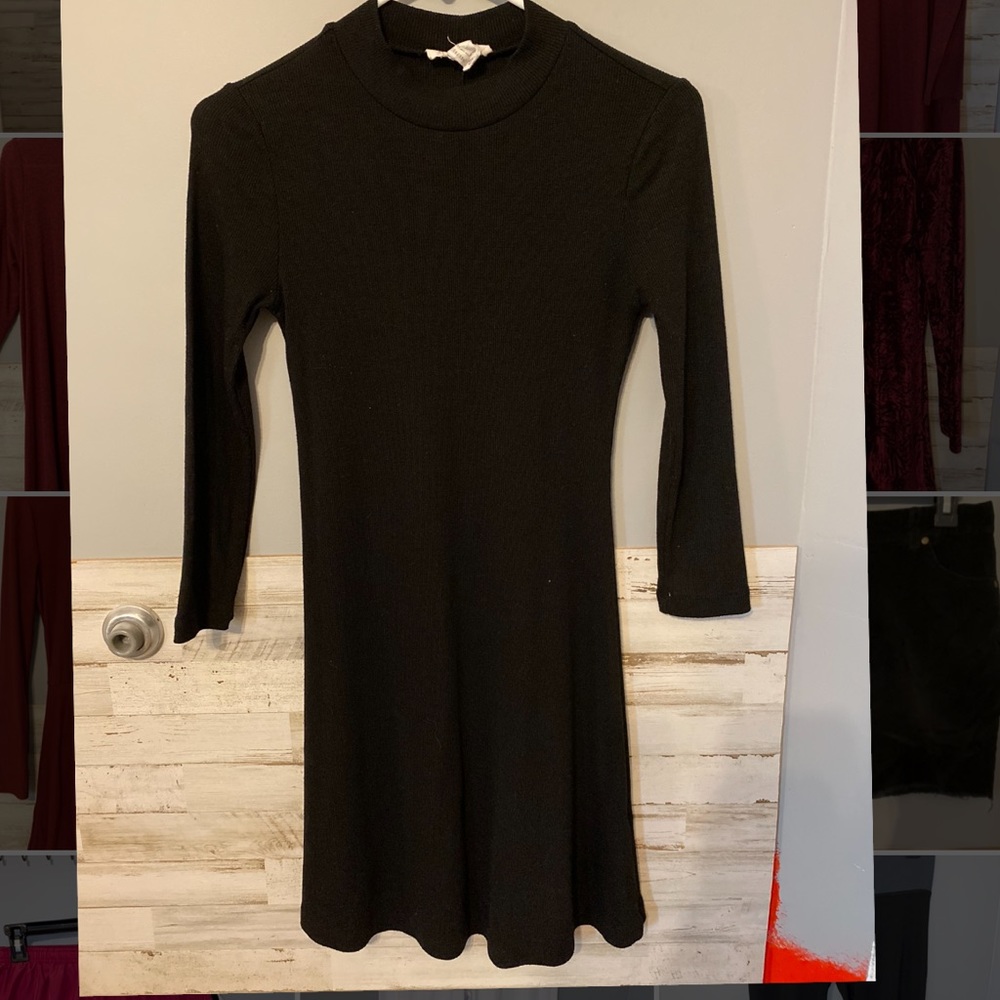 Black Forever21 sweater dress Small